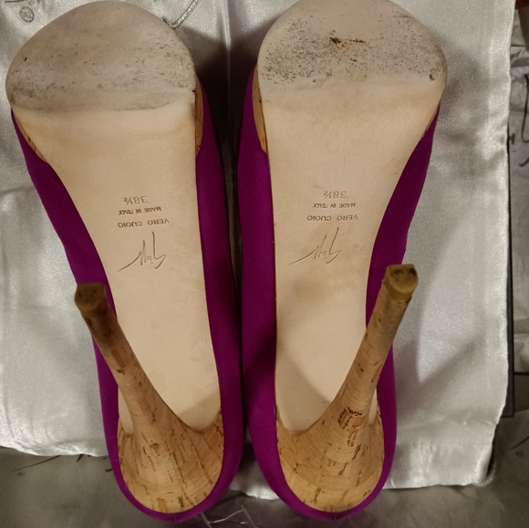 Women's Giuseppe Zanotti Heels - Picture 5 of 7